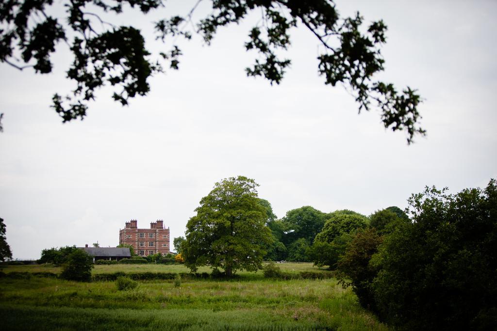 Soulton Hall Wem Exterior foto