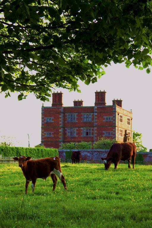 Soulton Hall Wem Exterior foto